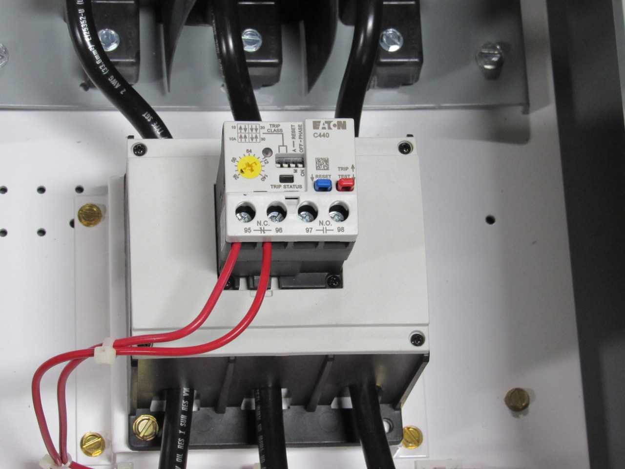 Eaton Enclosure - AUTOMATION & CONTROLS