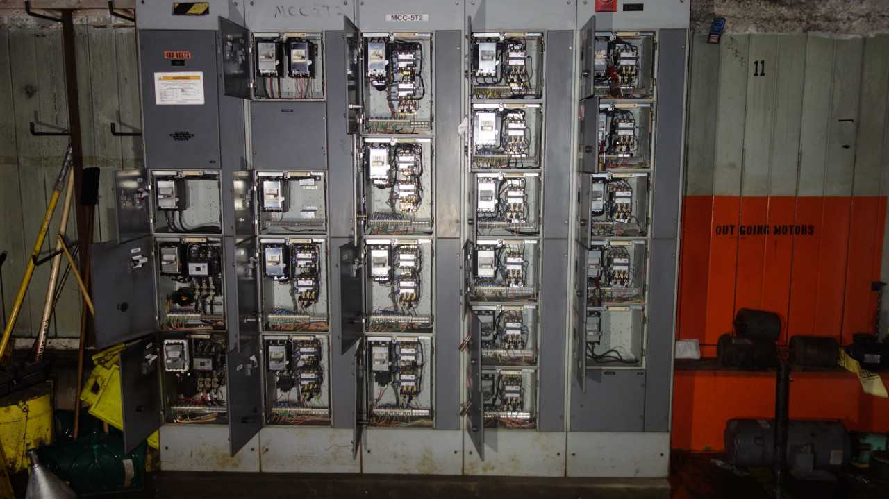 X5 VERTICAL SECTIONS OF WESTINGHOUSE MCC BUCKETS - MOTOR CONTROL CENTERS