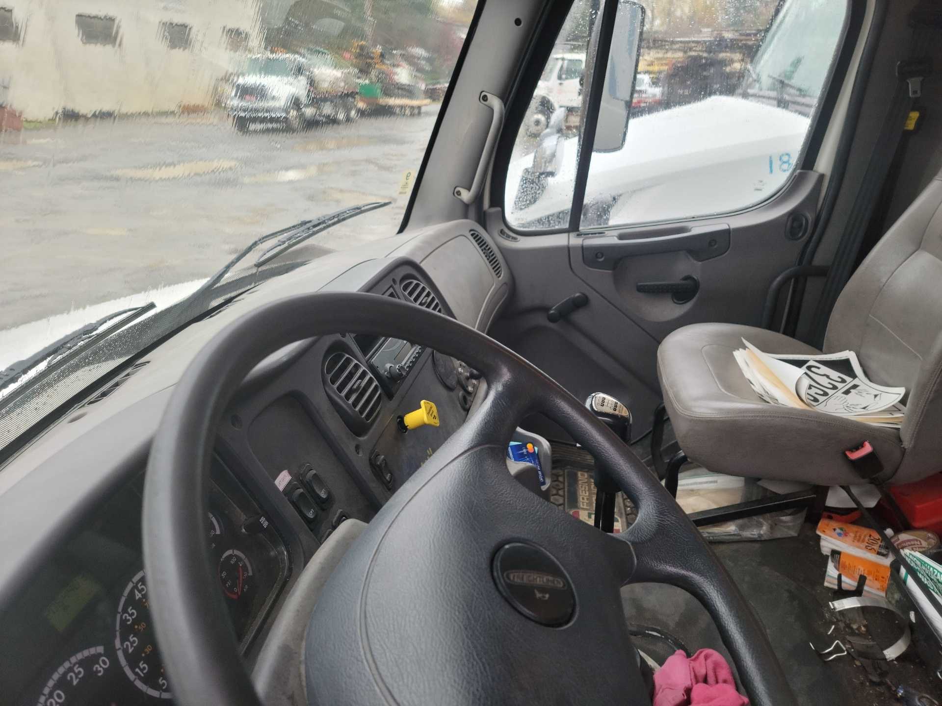 2013 Freightliner M2 106 Medium Duty Box Truck - HYDRO EXCAVATOR TRUCKS