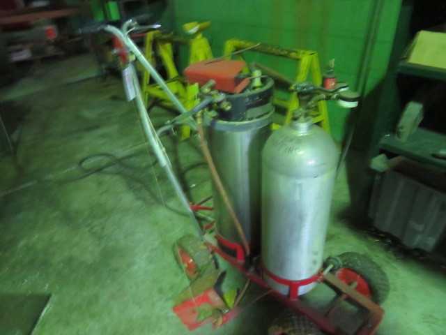 Floor paint stripping machine. - MISCELLANEOUS