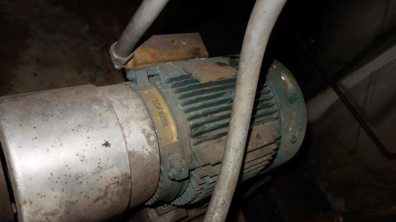 LOT OF 2 NASH AL-674 VACUUM PUMPS 5HP 230/460V MOTOR - ELECTRIC MOTORS