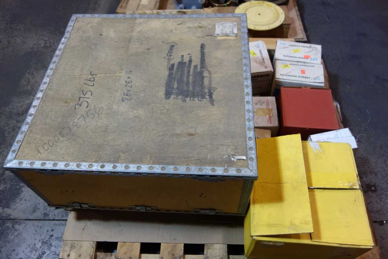 2 PALLETS OF ASSORTED PUMPS, PUMP PARTS & ACCESSORIES- JABSCO, GRACO, GRUNFDFOS, YAMADA - PUMPS