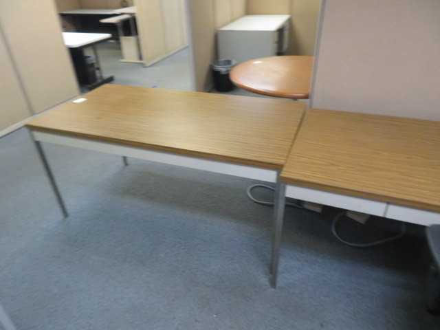 Office Furniture and Panels, Lot - MISCELLANEOUS