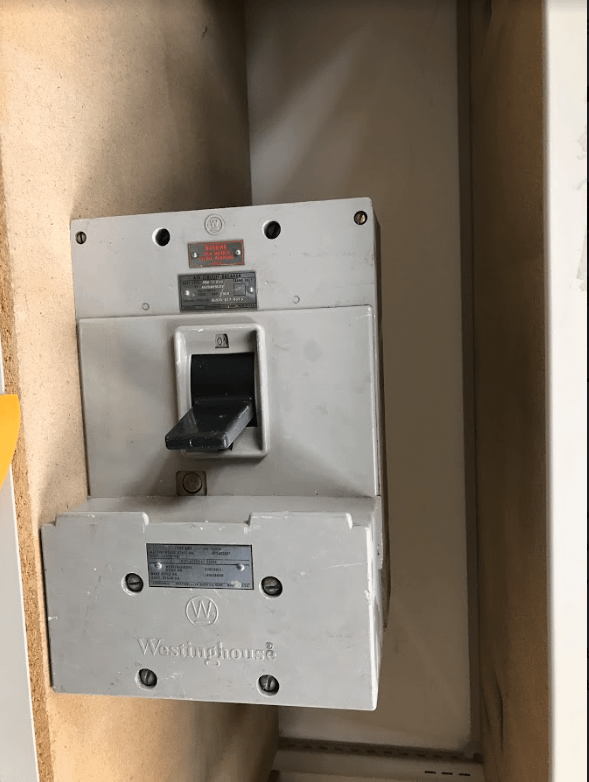 Westinghouse - CIRCUIT BREAKERS