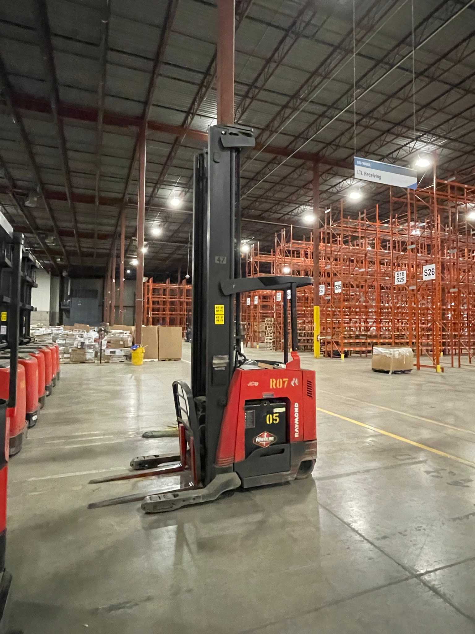 2005 RAYMOND 740 R45TT-A REACH TRUCK - REACH TRUCKS