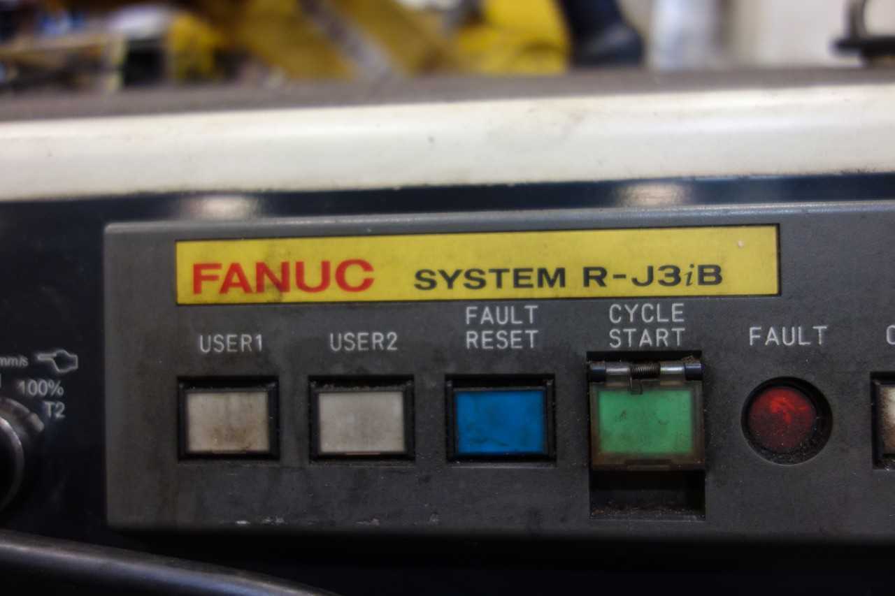GE FANUC R-2000iA/165F ROBOT WITH R-J3iB CONTROLLER - INDUSTRIAL ROBOTS