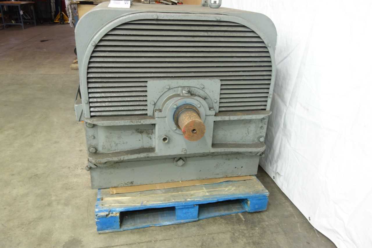 ALLIS-CHALMERS 900 HP INDUCTION MOTOR - ELECTRIC MOTORS