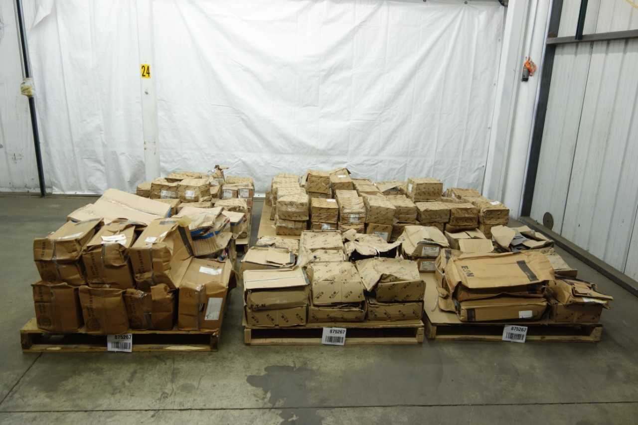 6 PALLETS OF ASSORTED EATON CONDUIT, FITTINGS, AND HARDWARE - CONDUIT FITTING
