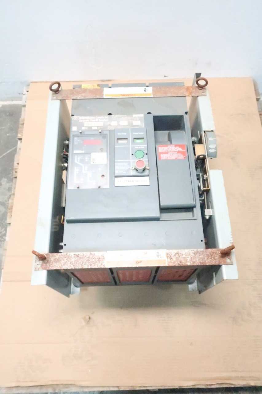 WESTINGHOUSE SPB100 3P 3000A AMP VACUUM HIGH VOLTAGE BREAKER - CIRCUIT BREAKERS