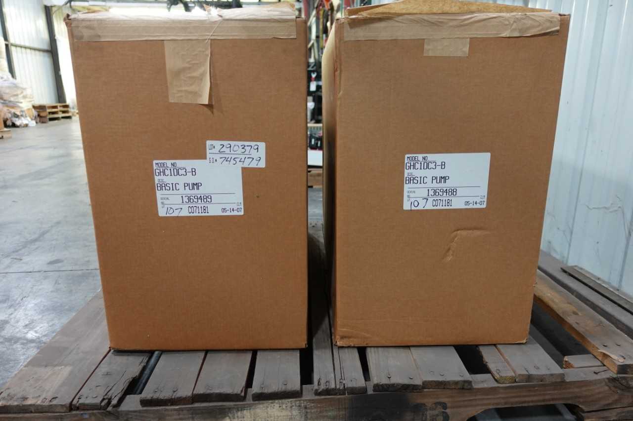 LOT OF 2 GORMAN RUPP GHC1DC3 GEAR PUMPS - PUMPS