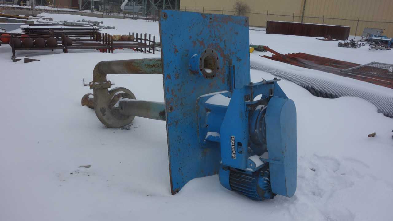 LOT OF ASSORTED STEEL REPLACEMENT PARTS, TUBING, PIPING, PIPES, BEAMS - MISCELLANEOUS