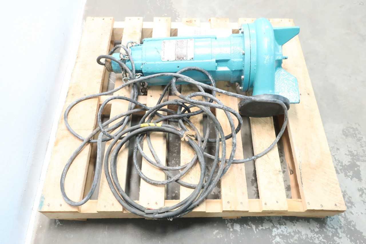 LOT OF 2 ASSORTED PUMPS - PUMPS