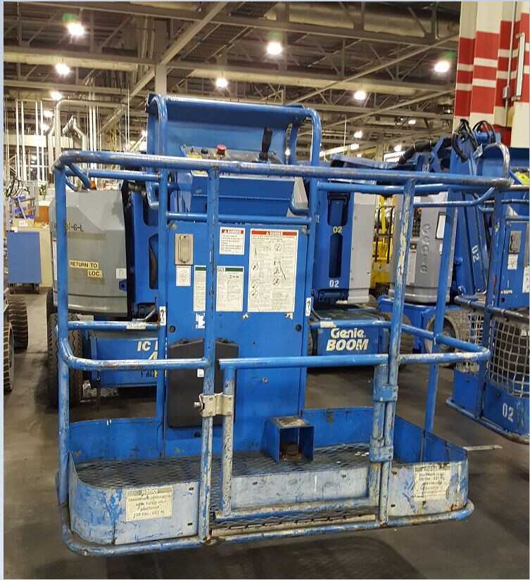 Articulating Boomlift (2002) - INDUSTRIAL PARTS