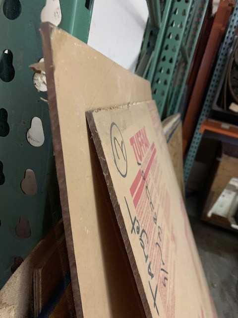 LOT OF 2 PLEXI GLASS SHEET 32 X 62-1/2 X 1/4IN - MISCELLANEOUS