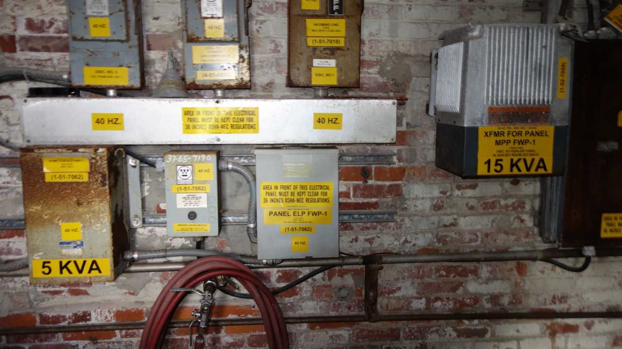 WALL OF ASSORTED DISCONNECT SWITCHES, STARTERS (TRANSFORMERS NOT INCLUDED) - CONTROL TRANSFORMERS