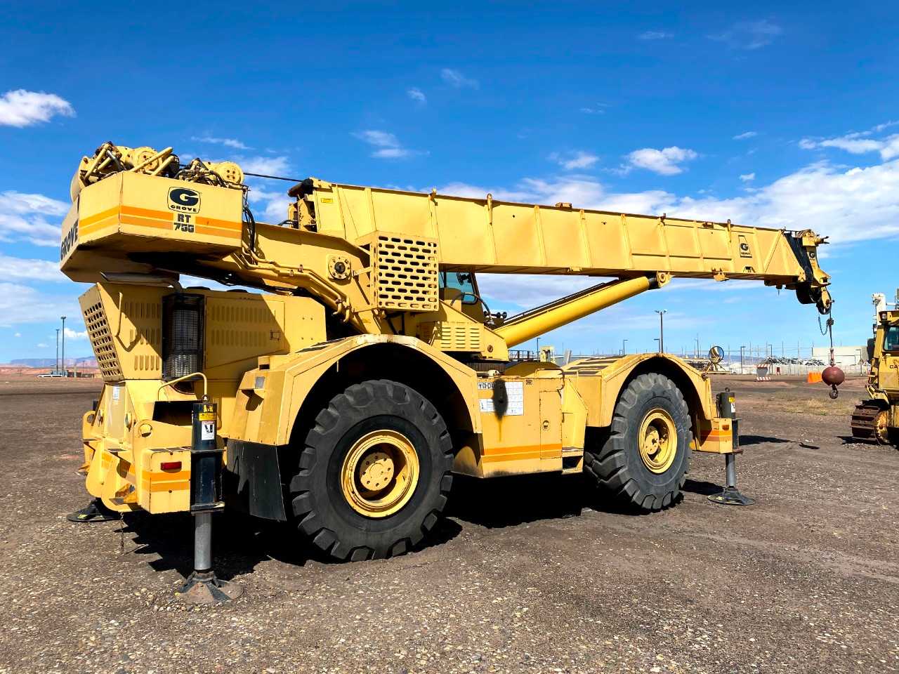 1981 Grove RT755 4x4 Rough Terrain 55 Ton Crane - CRANES