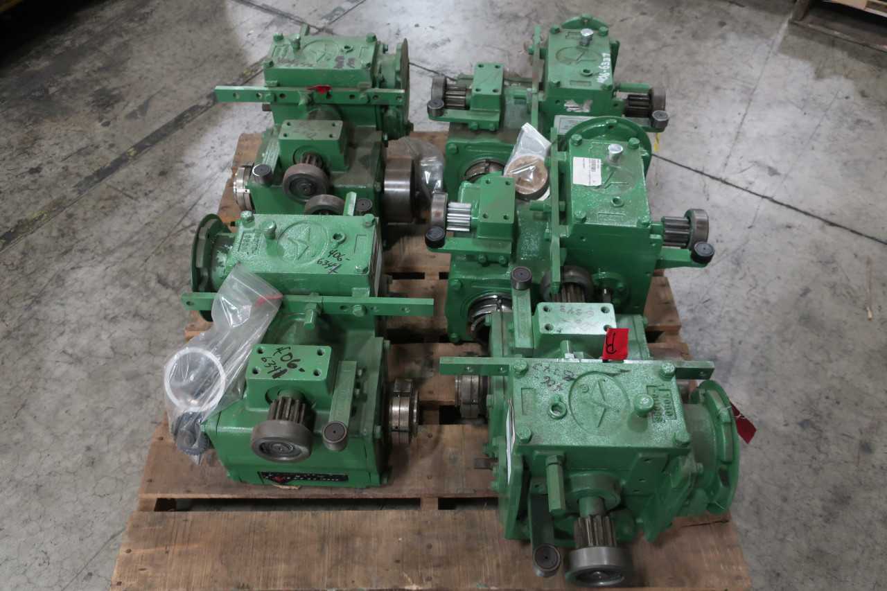 LOT OF 5 ASSORTED POWER TRAIN RIGHT & LEFT HAND SOOT BLOWER GEAR BOXES - GEAR REDUCERS