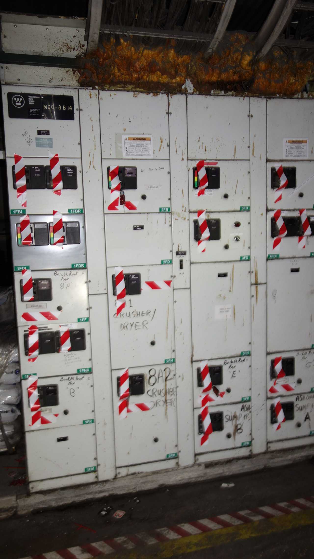 X4 VERTICAL SECTIONS OF WESTINGHOUSE MCC BUCKETS - MOTOR CONTROL CENTERS