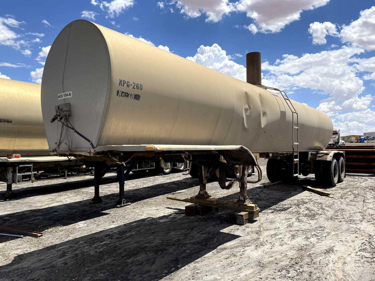 Butler Manufacturing Jacketed Tank Trailer - INDUSTRIAL PARTS