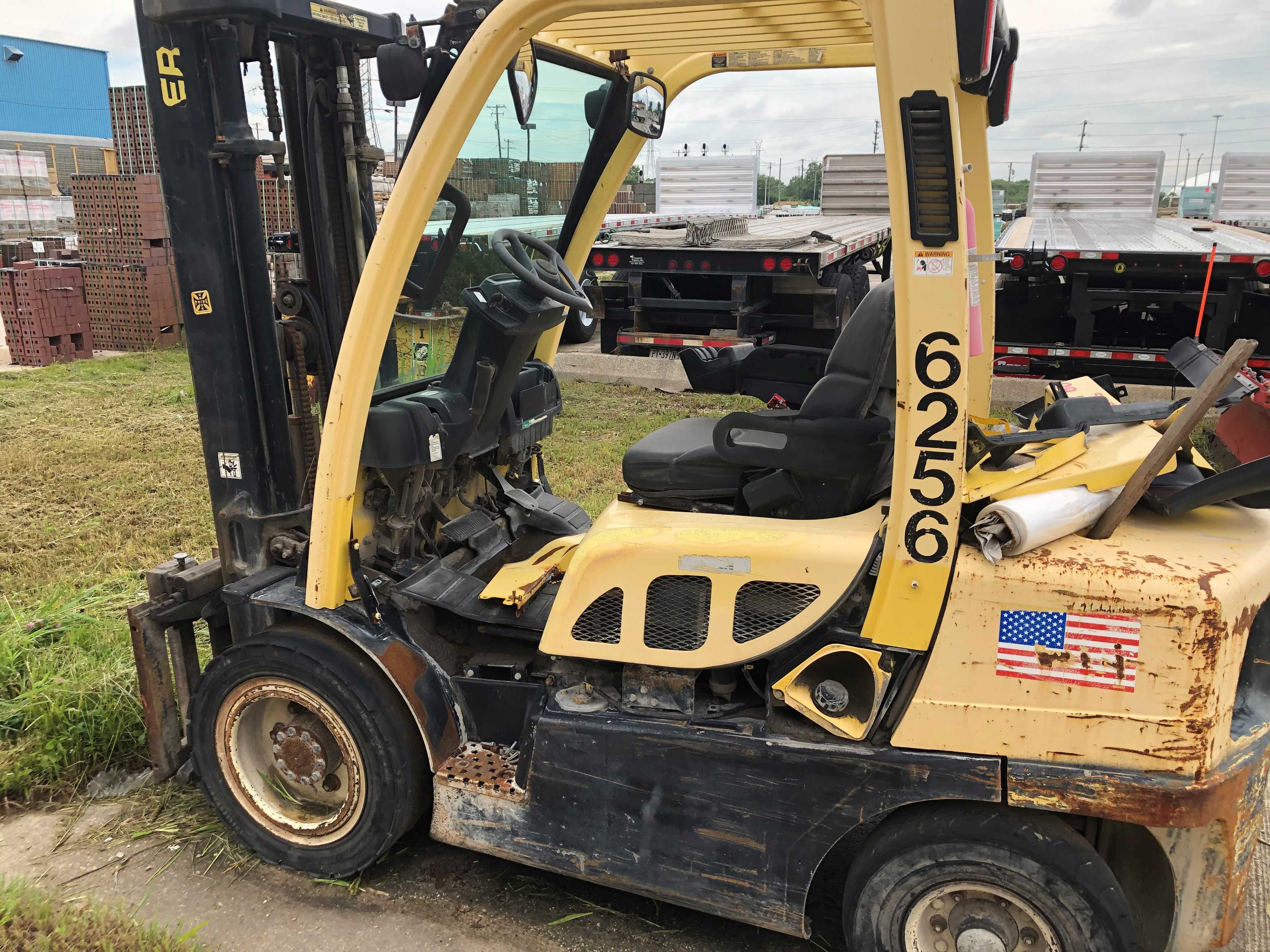 2005 HYSTER H60FT SIT-DOWN FORKLIFT