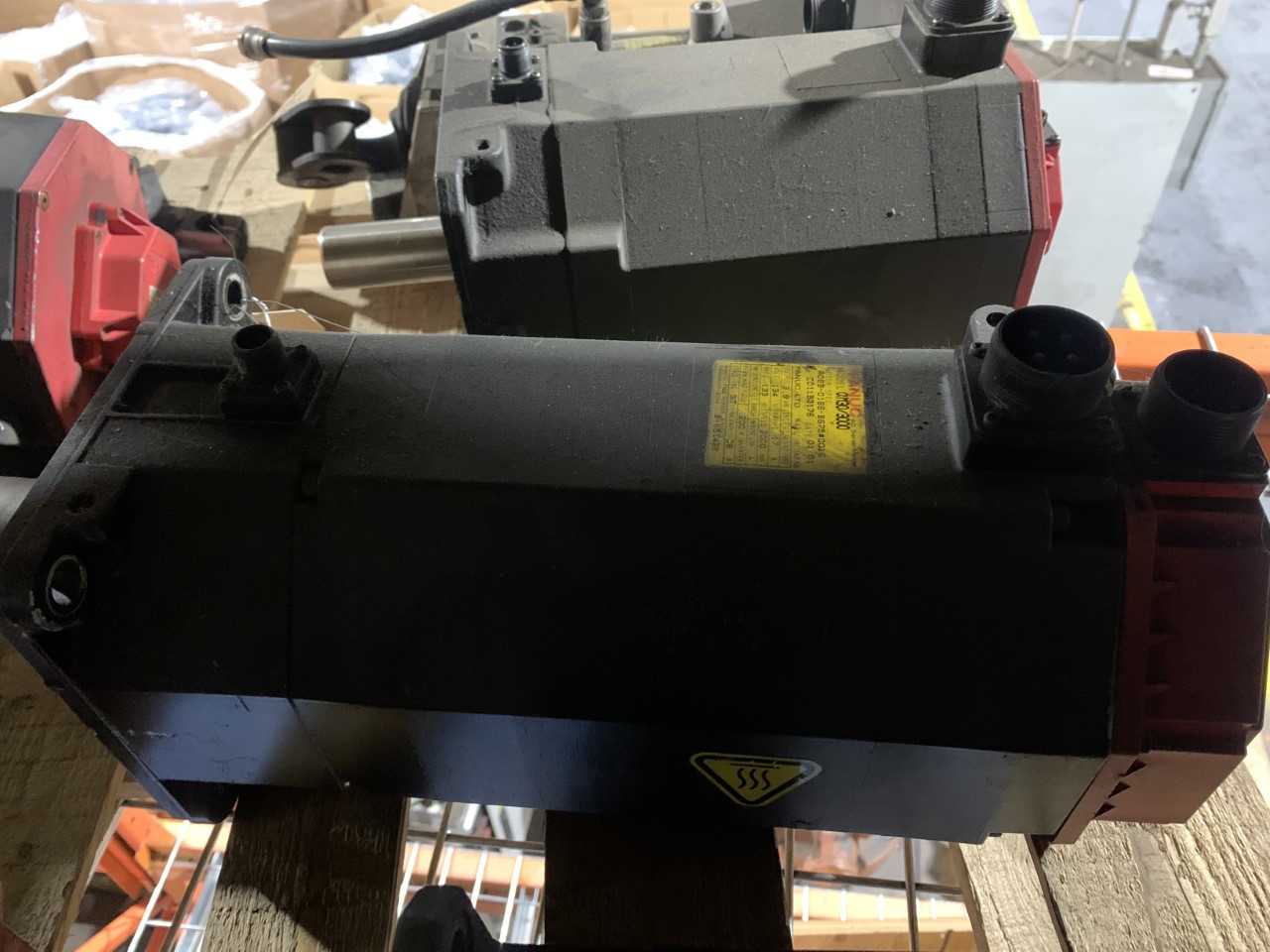 Lot of 1 Fanuc AM30/3000 AC servo motor - SERVO