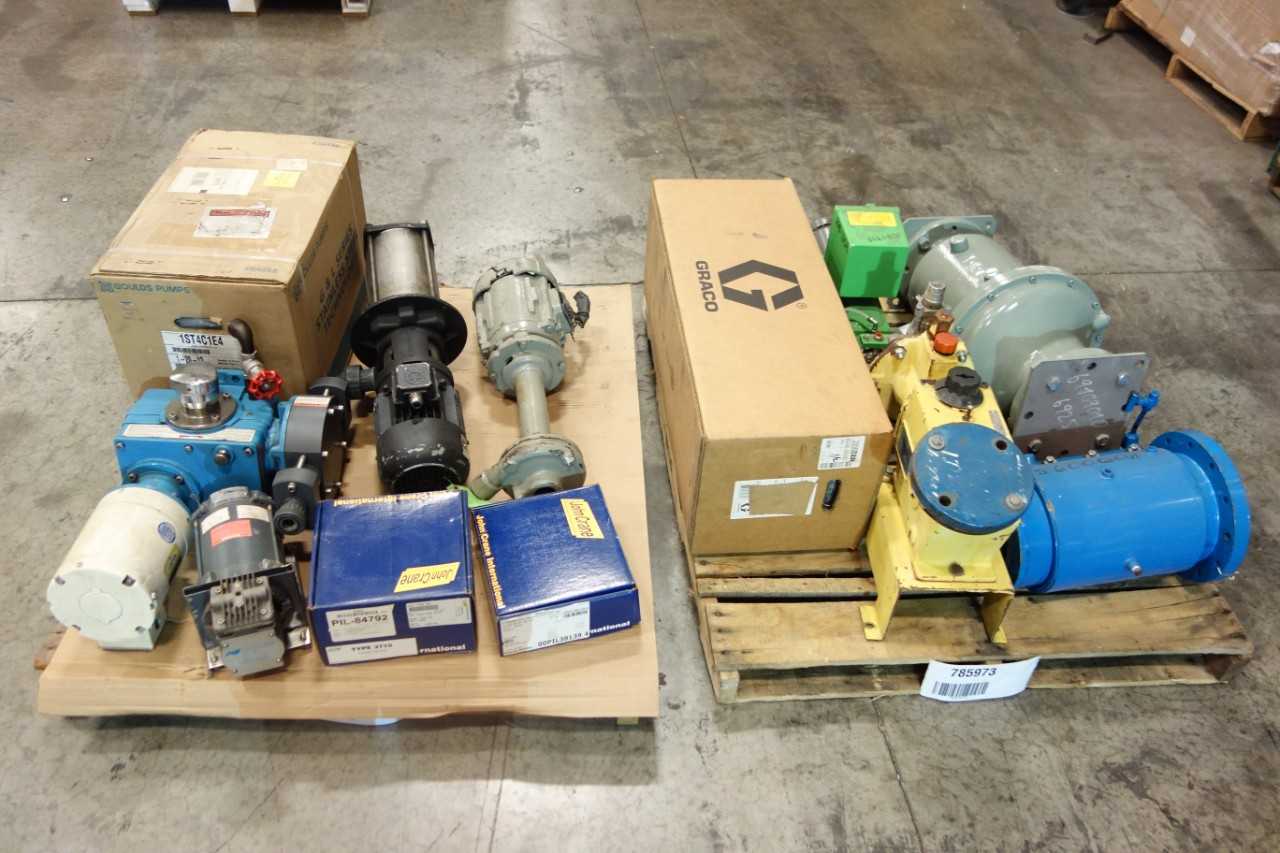 2 PALLETS OF ASSORTED PUMPS AND PUMP ACCESSORIES - PUMPS