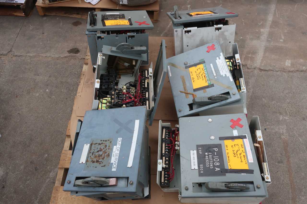 1 PALLET OF ASSORTED ALLEN BRADLEY MCC BUCKETS - MOTOR CONTROL CENTERS