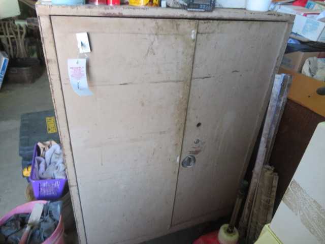 Cabinet and Contents - INDUSTRIAL PARTS