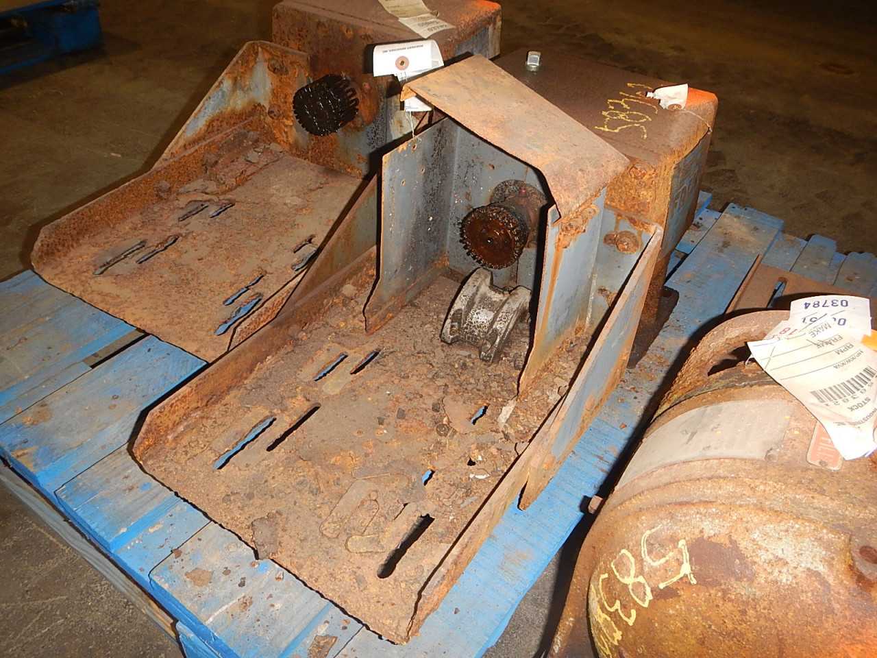 5 HP Falk Gear Reducer Model 52-30FZ2B - GEAR REDUCERS