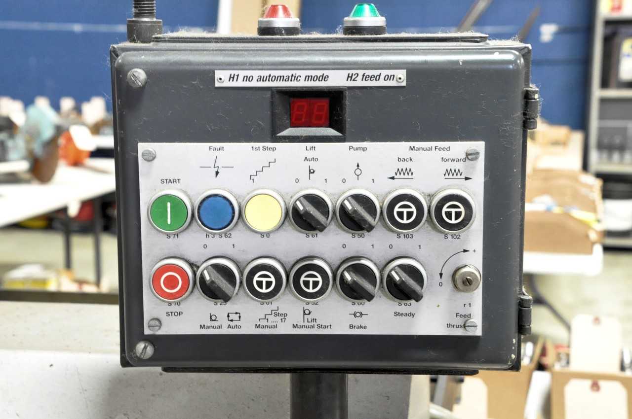 FMB Turbo Hydraulic Bar Feed Loader - MACHINING ACCESSORIES & TOOLING