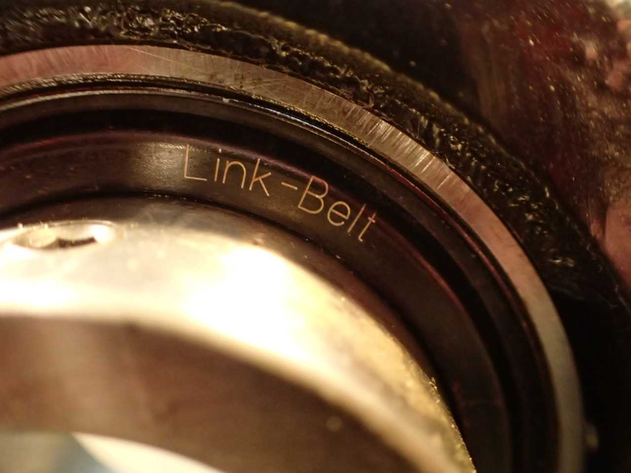 Link-Belt P3S226E Pillow Block Bearing: 2-Bolt Base, 1-5/8" (1.625") Bore, NOS! - BEARINGS
