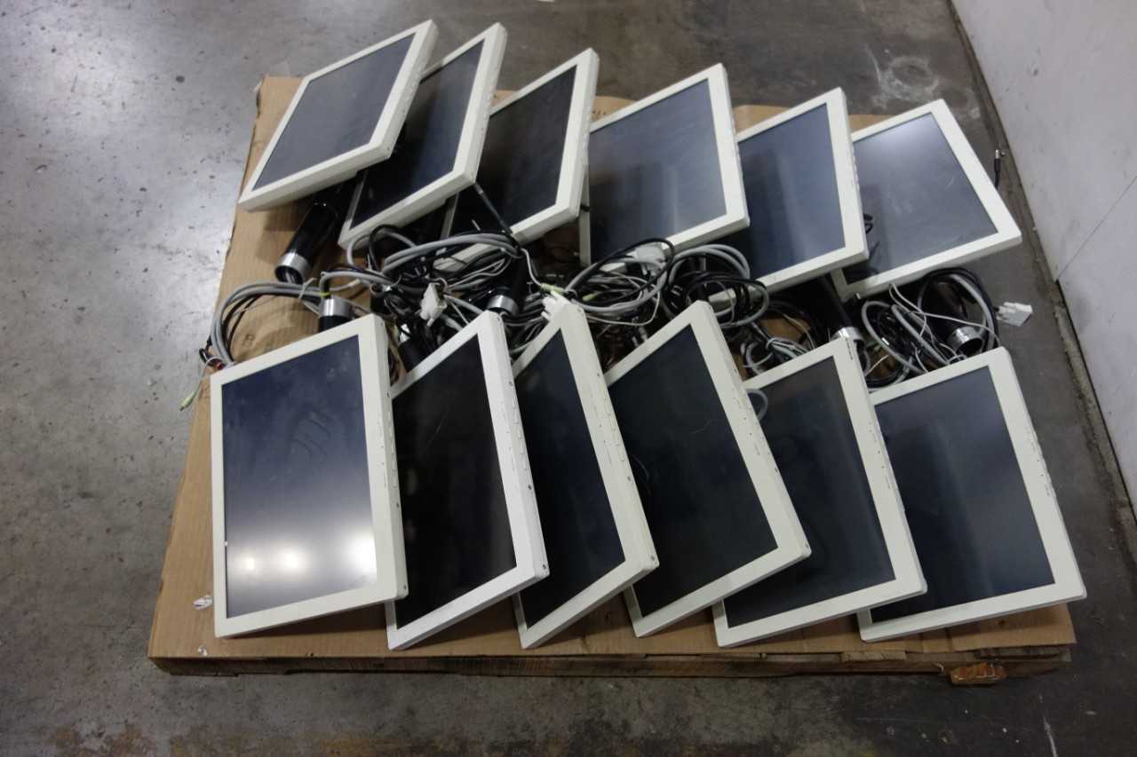 LOT OF ASSORTED MEDICAL PANEL TOUCHCREEN LED AND LCD DISPLAYS - ELECTRICAL COMPONENTS