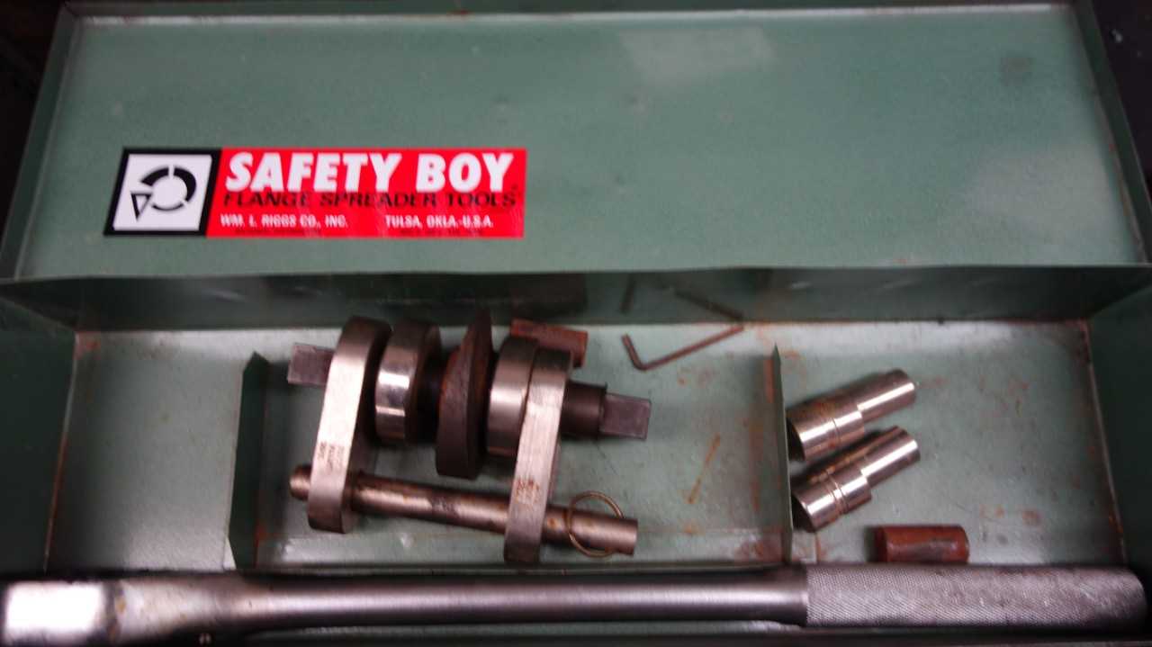 LOT OF 3 SAFETY BOY MODEL 101 MODEL 102 MODEL 103 FLANGE SPREADERS - HAND TOOLS