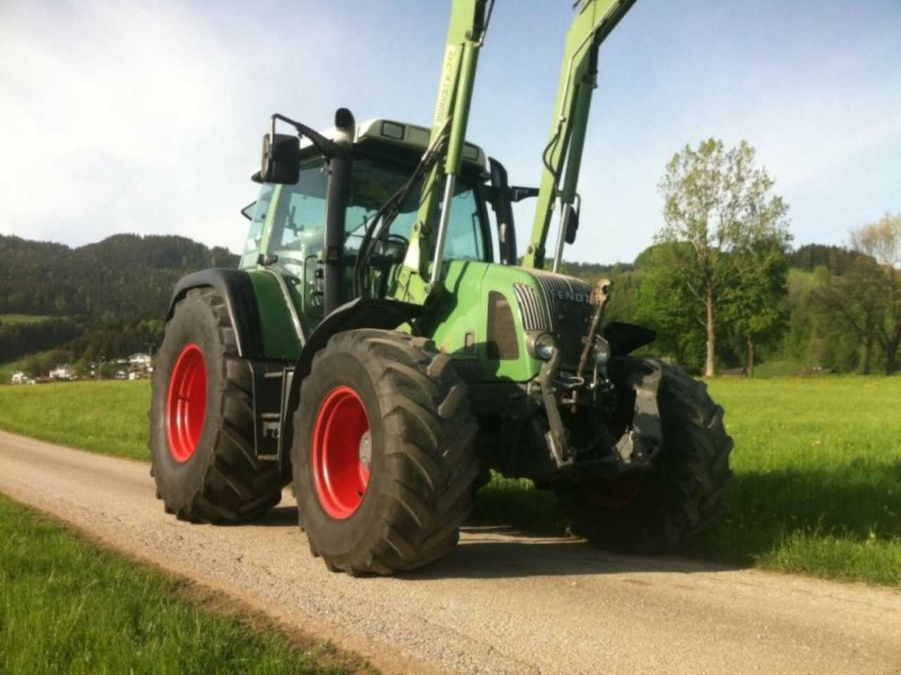 2001 Fendt 410 Vario Tractor - CONSTRUCTION EQUIPMENT
