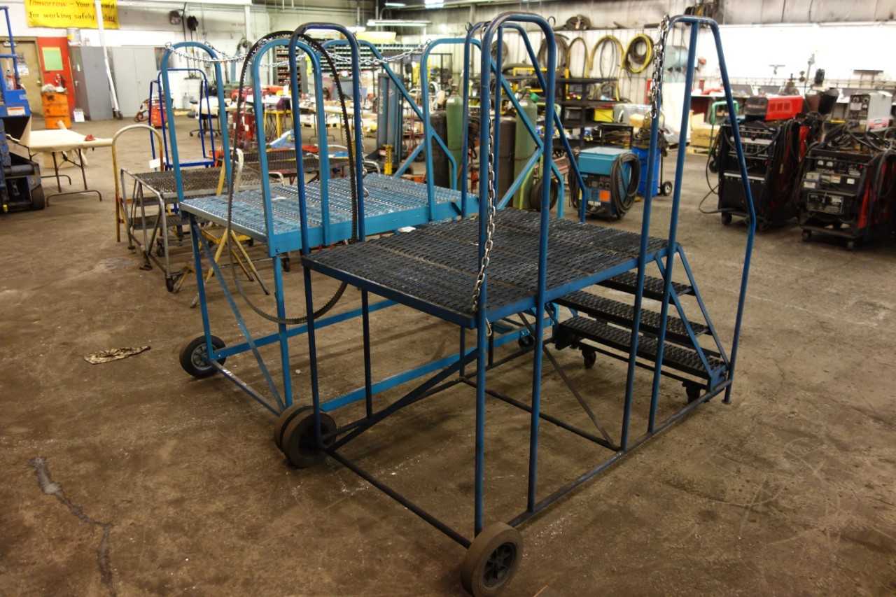 LOT OF 2 4 STEP PLATFORM LADDERS ROLLING STAIRS - MATERIAL HANDLING