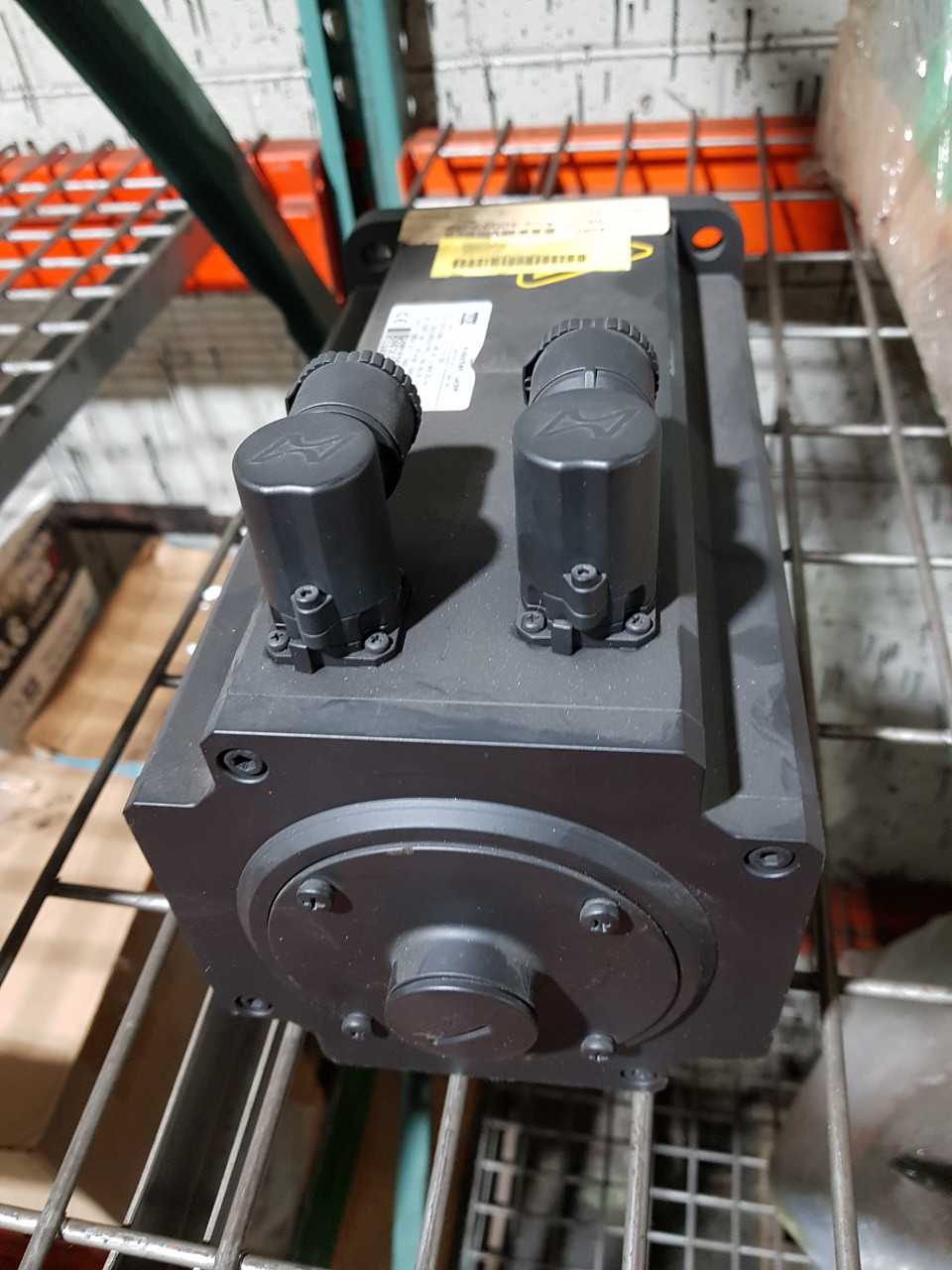 Lot of 1 KUKA 7003496 Servo motor - SERVO