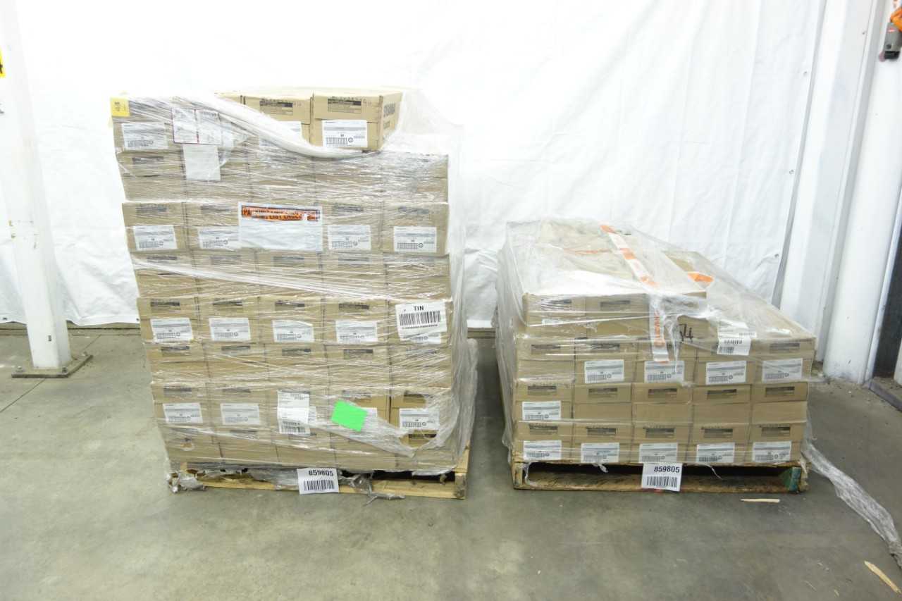 2 PALLETS OF SYLVANIA 32W OCTRON ECO FLUORESCENT BULBS - LIGHTING