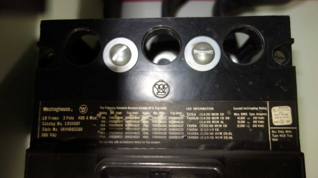 X4 VERTICAL SECTIONS OF WESTINGHOUSE MCC BUCKETS - MOTOR CONTROL CENTERS