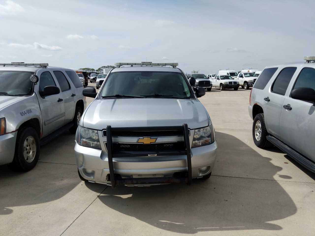 2012 Chevrolet Tahoe 5.3L Engine SUV - HYDRO EXCAVATOR TRUCKS