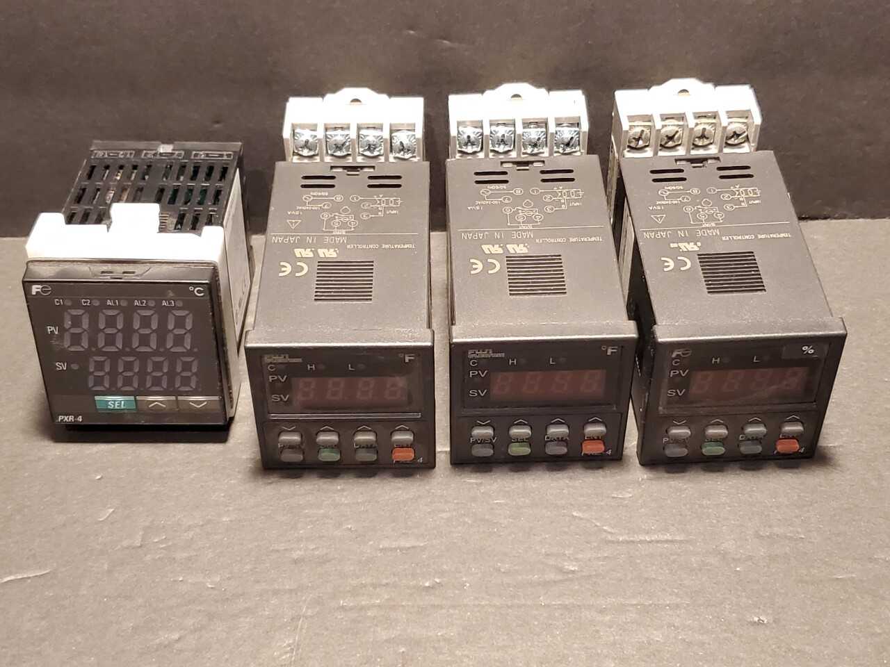 Lot of 4 FUJI controllers - ELECTRIC POWER TOOLS Lot of 4 FUJI controllers - ELECTRIC POWER TOOLS
