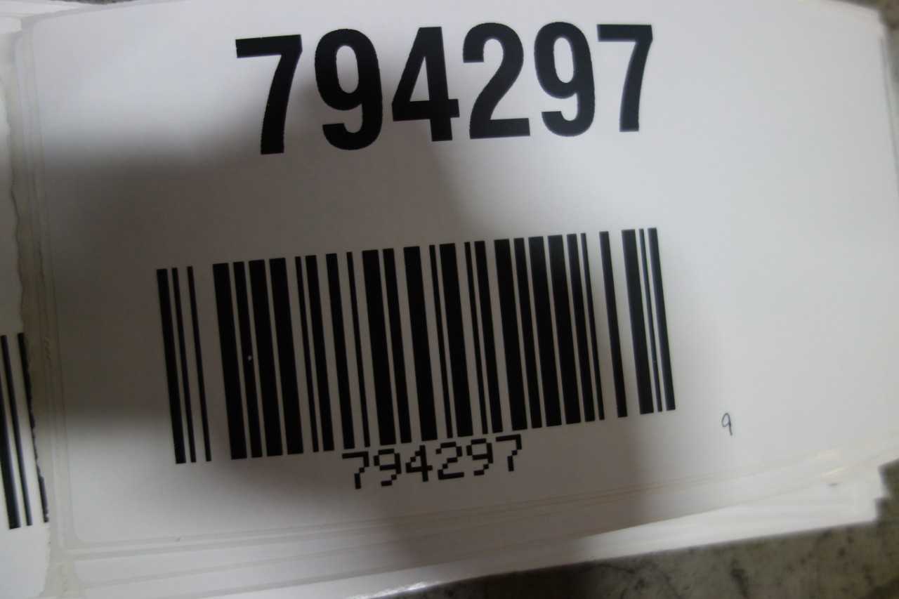 LOT OF 33 EATON MINIATURE CIRCUIT BREAKERS   PLS6 C202 DC AU - CIRCUIT BREAKERS