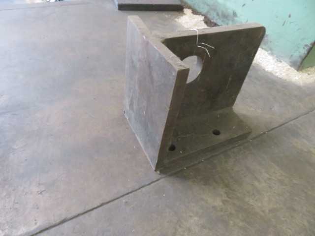 12" X 9" angle plate - MISCELLANEOUS