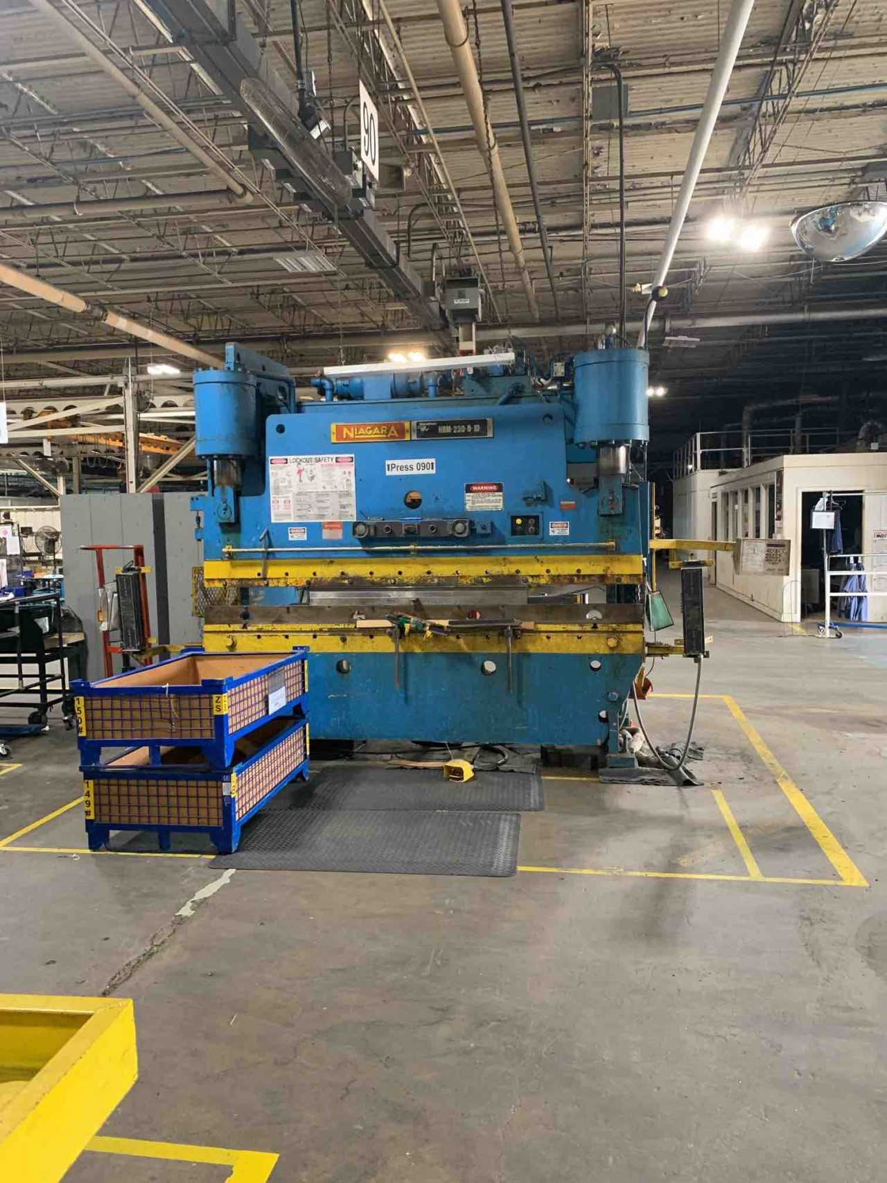 Niagara HBM-230-8-10 Hydraulic Press Brake 230 Ton 10Ft - PRESS BRAKES