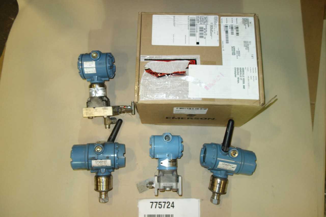 LOT OF 5 ASSORTED ROSEMOUNT 3051 PRESSURE TRANSMITTERS - INSTRUMENTATION