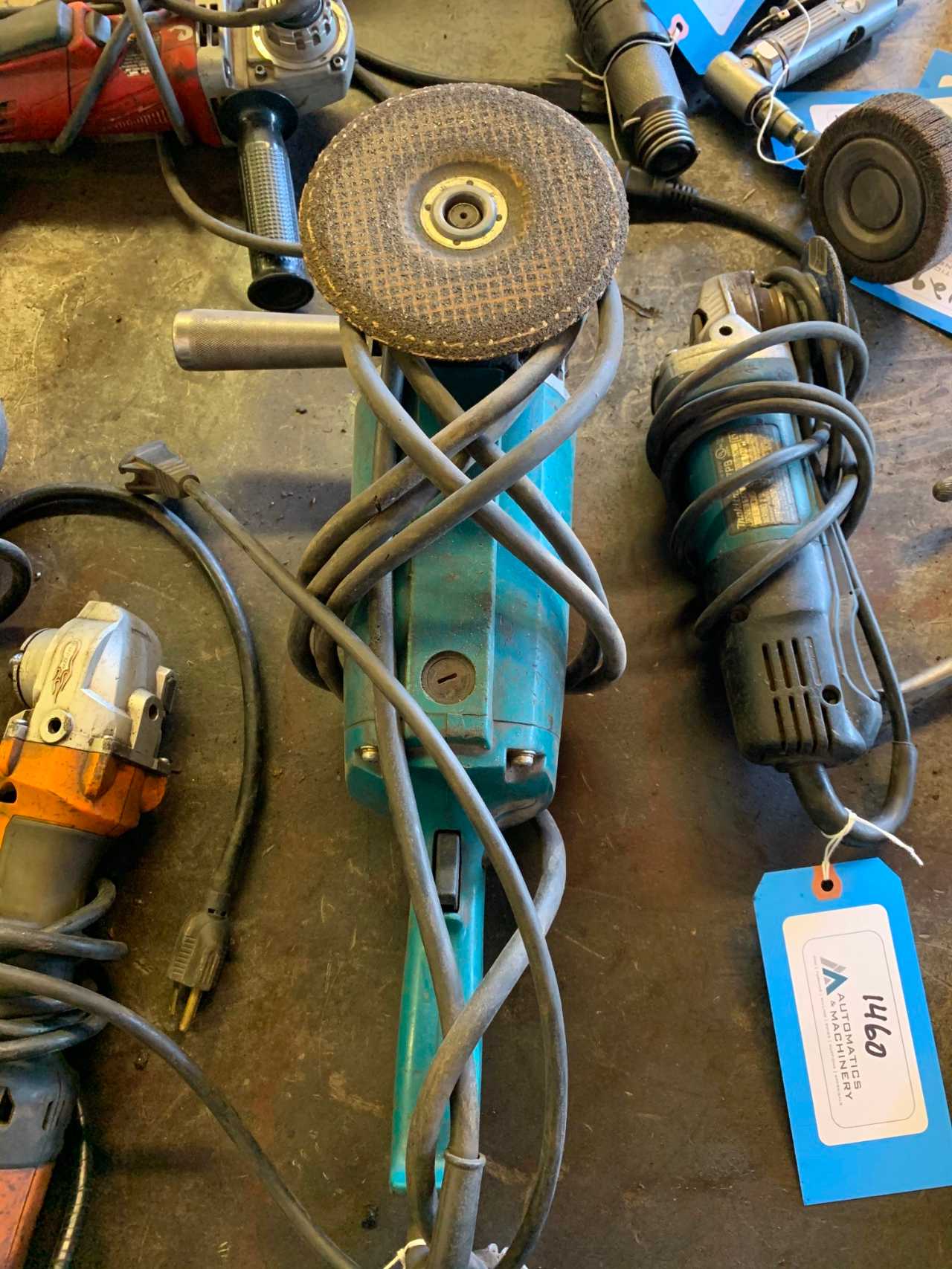 Makita Grinder - INDUSTRIAL PARTS
