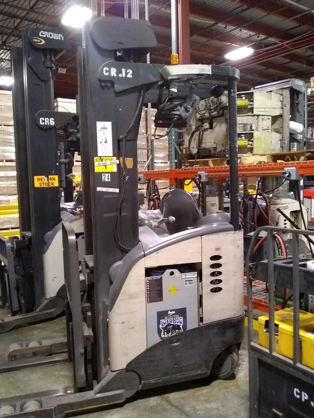 2000 CROWN RR5000 REACH TRUCK, Enfield, CT - FORKLIFTS