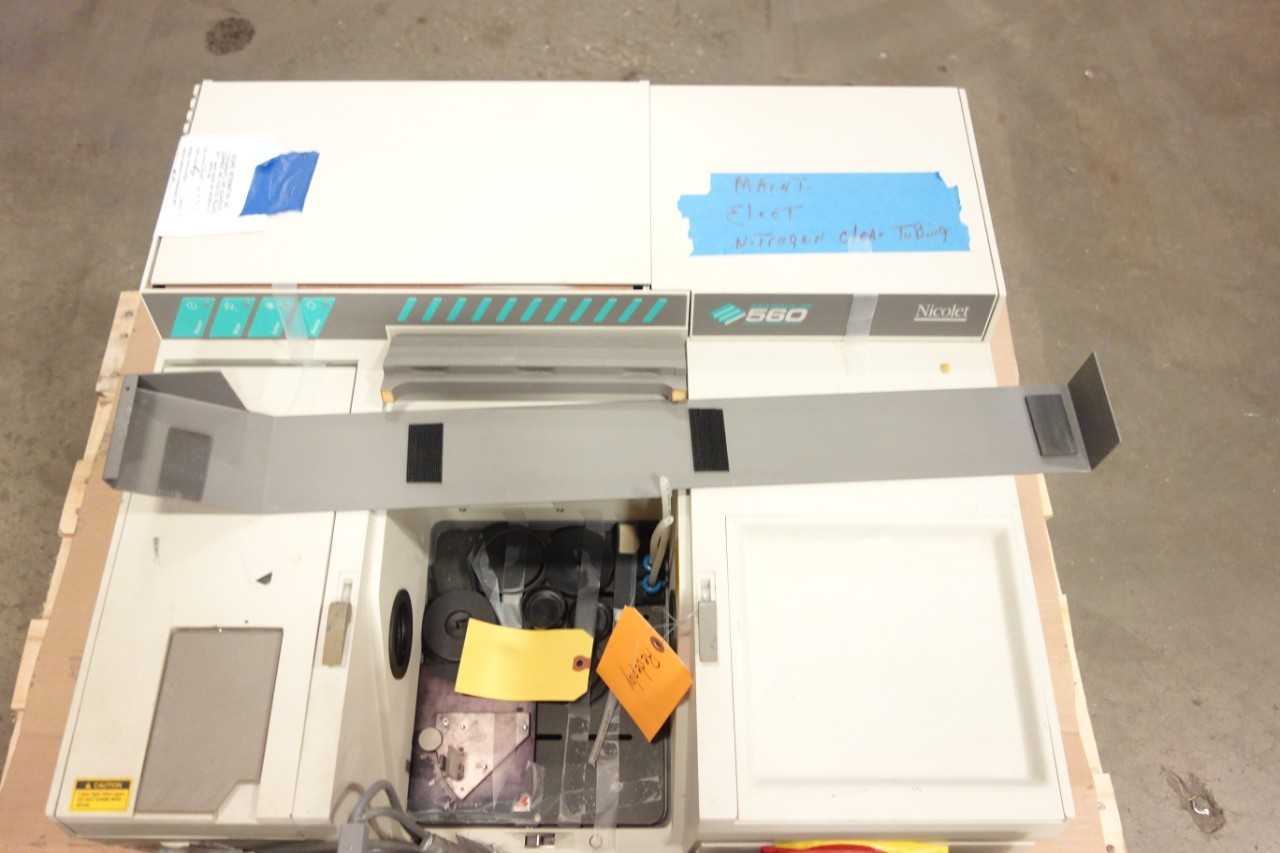 LOT OF 2 NICOLET SPECTROMETER TEST EQUIPMENT - LAB & SCIENTIFIC