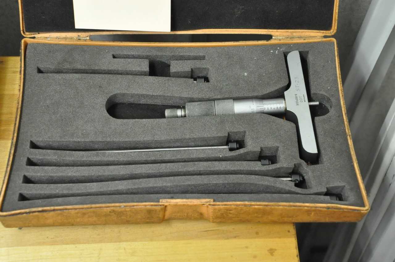 1 Starrett No 443 and 1 Mitutoyo Depth Mics with Cases - ELECTRIC POWER TOOLS
