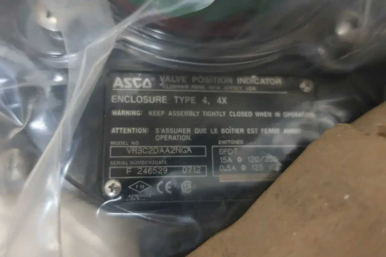 4 PALLETS OF ASSORTED VALVES - VALVES
