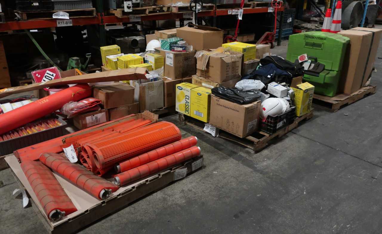 6 PALLETS OF ASSORTED SAFETY EQUIPMENT AND SUPPLIES CONES PPE EYEWASH HARDHATS - SAFETY EQUIPMENT